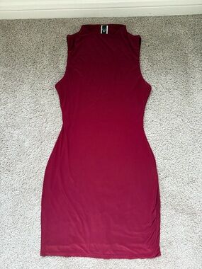 Windsor Venezia mock neck dress burgundy large